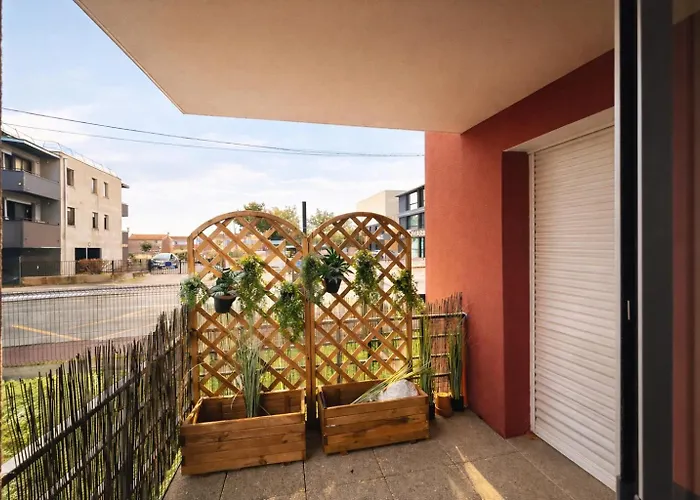 Apartment Cosy Avec Parking Proche Aeroport Et Bordeaux